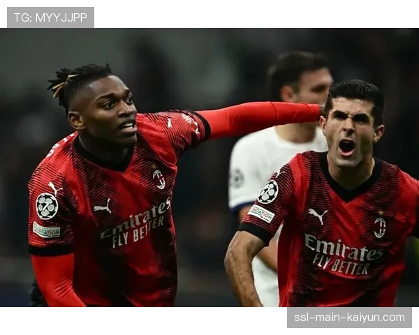 AC米兰客场1-0领先那不勒斯，莱奥开场闪击破门